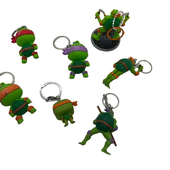 TMNT Teenage Mutant Ninja Turtles Set of 7 Keychains - Picture 2 of 11